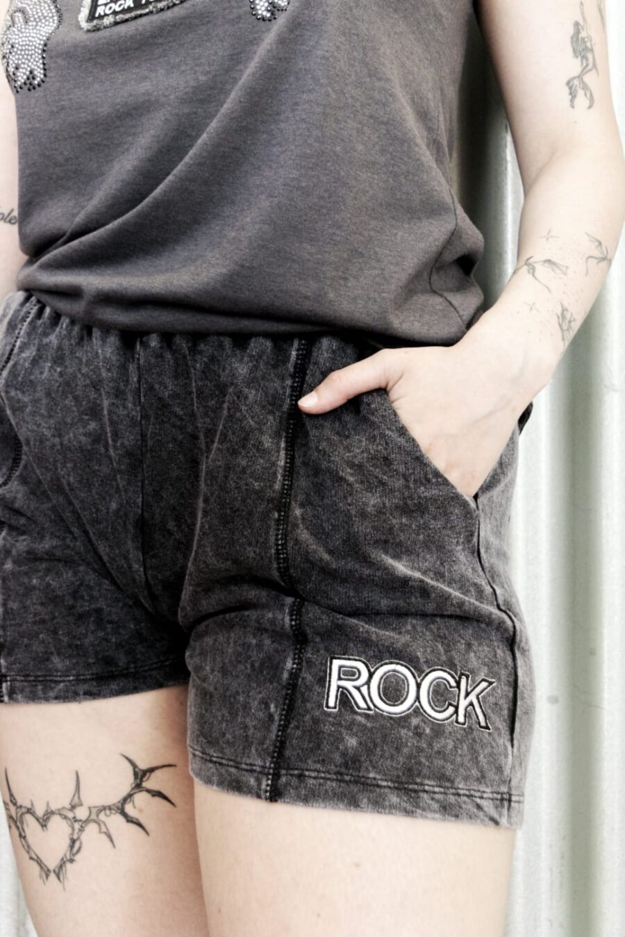 SHORT ROCK